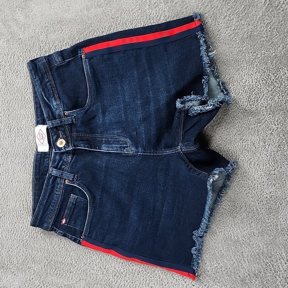 Vintage Lee Cooper Jeans Shorts Womens Dark Indigo Size 28 5 Pockets Distressed